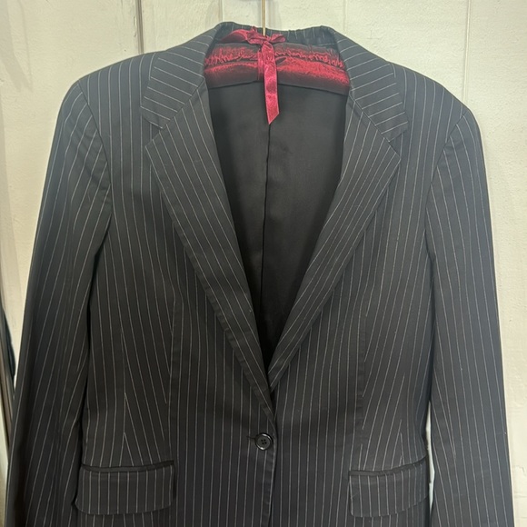Theory Pinstriped Blazer Size Large - Picture 4 of 12